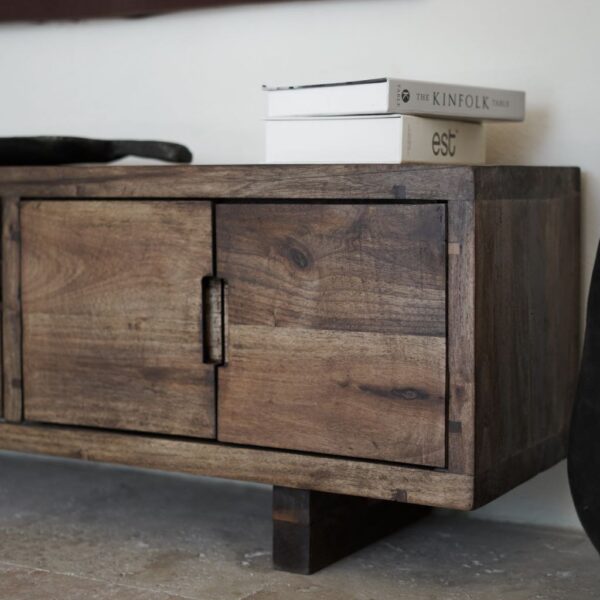 میز تلوزیون